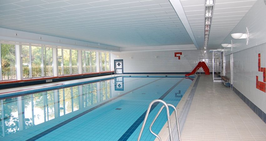 Schwimmhalle Bakum